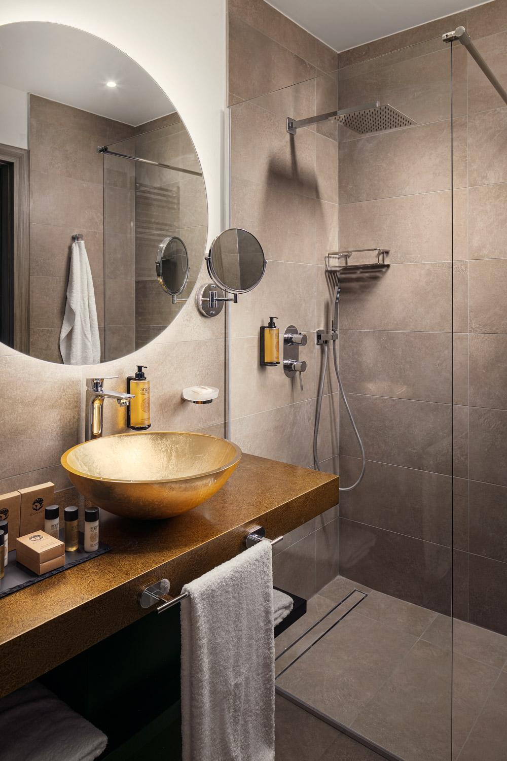 Boutique Hotel Saxonia การ์โลวีวารี ภายนอก รูปภาพ
